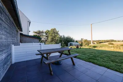 Image de Petite maison 'Gite L'hermine' avec terrasse privée, jardin partagé et Wi-Fi