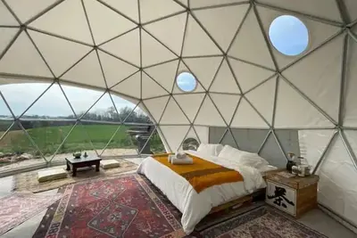 Image de Summer Rustic Camping with Ac and King Bed