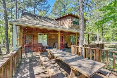 Image de Cozy Oden Oasis w/ On-Site Fishing Creek & Deck!