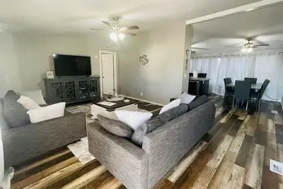 Image de \"Lazy Days\" less than 10 minutes from Lake Texoma and Choctaw Casino