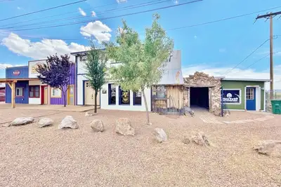 Image de Brand New House Right on Allen St one Block from the Birdcage\n