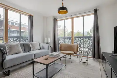 Image de Lovely Hoxton 2br, nr Tube, Bars & Restaurants, by Blueground