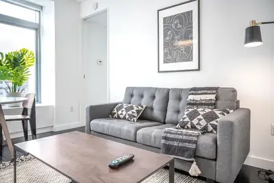 Image de Modern Financial District 1br w/ W/D & Gym, by Blueground
