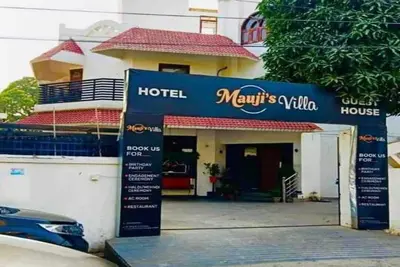 Image de it is freely for living with her/his family and parking and room size is big.