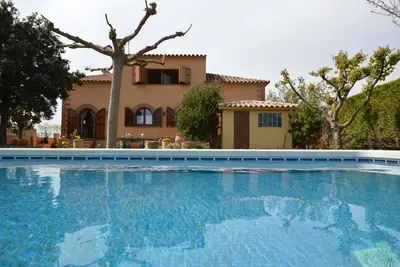 Image de Maison calme avec piscine privée, jardin, barbecue et bureau – Costa Brava