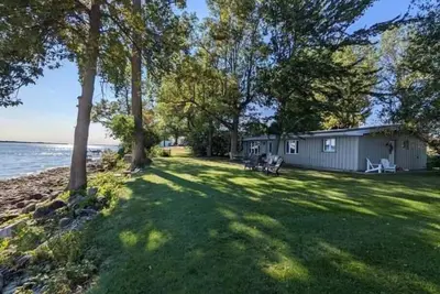 Image de 3 Mile Retreat - Waterfront Getaway
