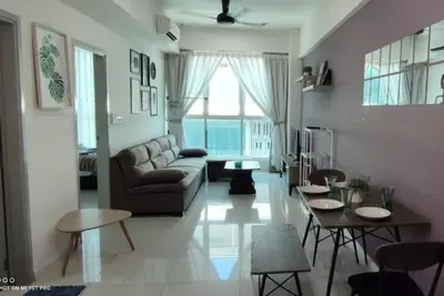 Strategic location with famous sunset view pool. Start your new experience here.