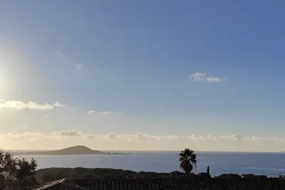 Image de T3 avec jardin à 700 m de la grande plage d'Agosta