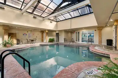 Image de Obx Beachfront Condo / Indoor Pool and Hot Tub / Pet Friendly