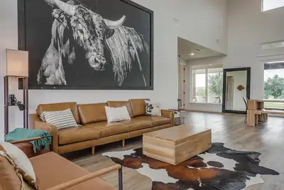 Image de 5-bedroom with pool on Private Ranch, Fishing, Hiking