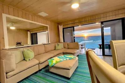 Image de Shore Thing - Schooner's Landing