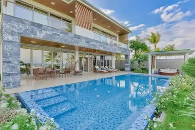 Image de Oceanview Beachfront Villa With Pool & Garden
