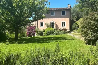 Image de Villa à Camaiore avec 4 chambres à coucher, 8 couchages