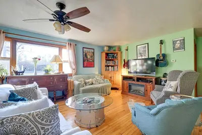 Image de Peaceful Necedah Retreat: 3 Mi to Lakes!