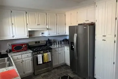House at Hampton\n\n