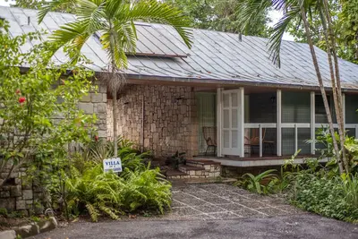 Image de 2 Bedroom Sea View Villa, Frenchman's Cove Resort