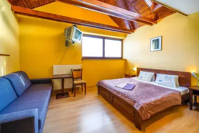 Image de Penzión Troika sa nachádza v dedinke Pavčina Lehota Ski rezort Jasna