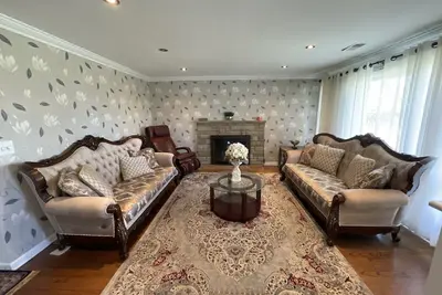 Image de Amazing Mid-Term Rental Entire Home In Glenview