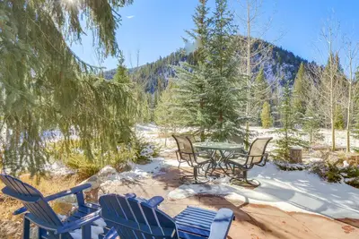 Image de 3 Mi to Ski Resort: Mtn-View Keystone Townhome
