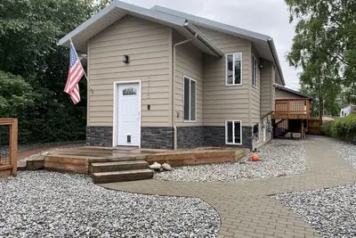 Image de Great Anchorage Mid-Town Location