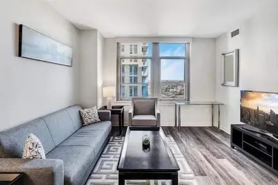 Image de Fully Furnished Apartment with Balcony | Arlington Virginia | by Gls