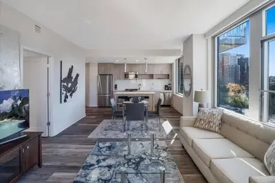 Image de Luxury 2br | Fully Furnished | Upscale Amenities | Crystal City | by Gls