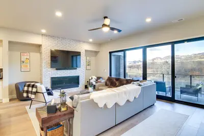 Image de Modern Bozeman Escape w/ Bridger Mountain Views!