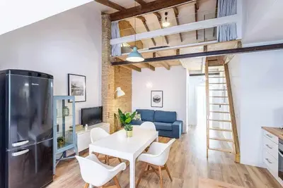 Image de Anelsa Apt 3. Descubre Valencia Y Sus Playas