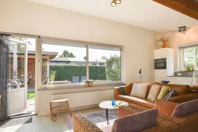 Image de Maison de vacances à Kamperland avec jardin