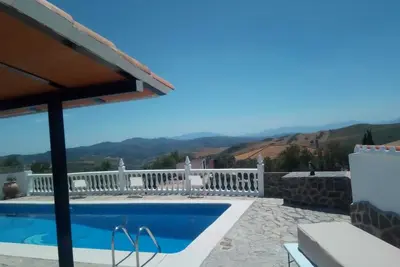 Image de Casa Ana, Antequera, 2 x 4 personas. 2 maisons avec une piscine grande.