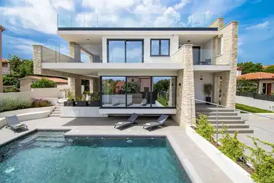 Image de Villa Rosarol near Medulin for 8 people with private pool & only 800 m from sea