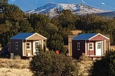 Image de Wild West Themed Private Cabin at the Off Grid B&B