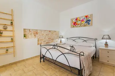 Image de Helios Room 2 by Wonderful Italy