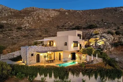 Image de Askianos I Lux Oasis, Blend of Serenity & Elegance
