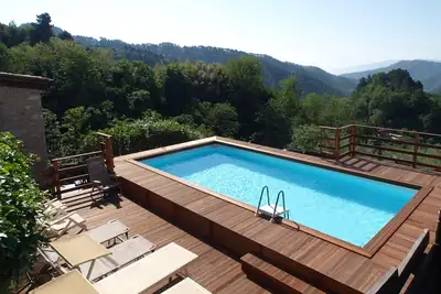 Image de Private pool. 5 bedrooms, 2 bathrooms, sleeps 9-10. Also suitable for 4-6 pers.