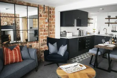 Image de Cottage-Appartement-Sdb privée avec douche-Vue ville-Apartment