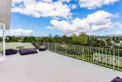 Image de Unit 3, 1/31 Rangeview Road, Sunnyvale, Auckland 0612