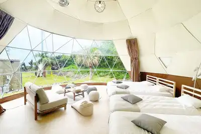 Image de A room where you can relax in the forest and sauna / Kushima Miyazaki