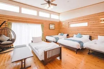 Image de 1 night Log house with outdoor jacuzzi 4 beds  / Miyakojima Okinawa