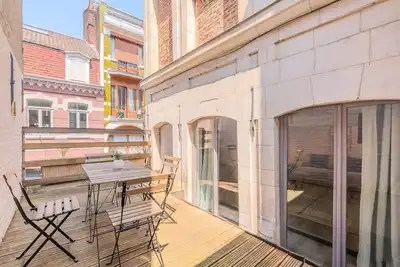 Triplex atypique, proche Grand Place avec terrasse