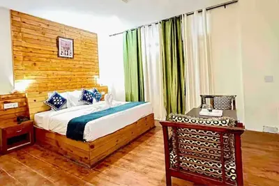 Image de 3 Bhk Independent Apartment +kitchenette +Balcony\n\n