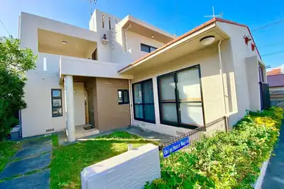 Image de Accommodates up to 11 people  Detached house in p / Nanjo Okinawa