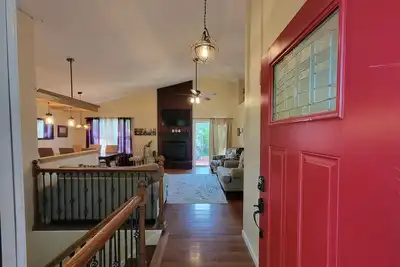 Image de Westy Escape 2 Living Rooms, 2 Primary Bedrooms, Bar, Bbq, FirePit, Patio