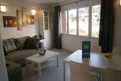 Image de Appartement proche plage restaurants commerces et toutes commodités au calme