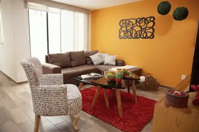 Image de Pukas, a cuatro cuadras del Ángel de Reforma