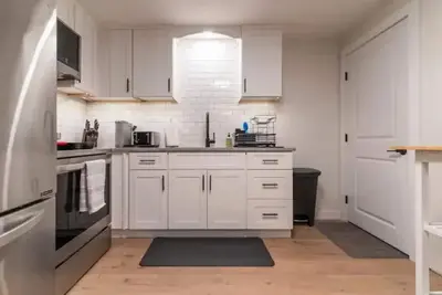 Image de Modern 2-Bed Apartment-Shelburne