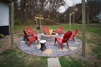 Image de Entertainment Galore! Newly Upgraded -Great Location, Close To Major Attractions!