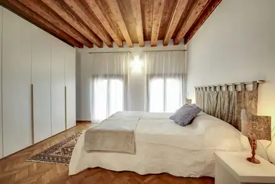 Image de Bel Appartement Zone Guglie - Machine À Laver, Climatisation, Wifi