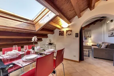 Image de Penthouse Lumineux Et Moderne PRÈS De La Gare - Avec Machine À Laver