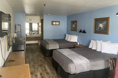 Image de Standard Double Queen Room